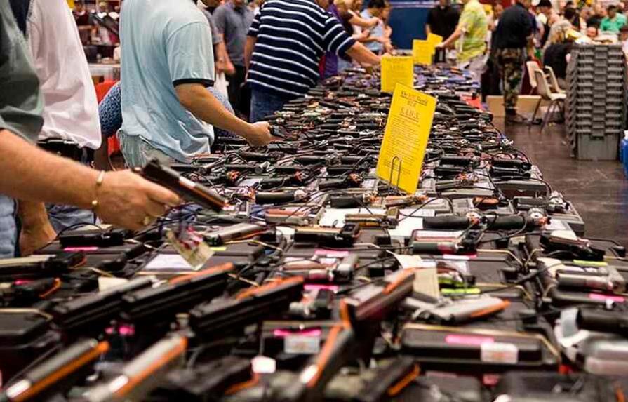 México demanda a fabricantes de armas en EEUU por “comercio negligente e ilícito”