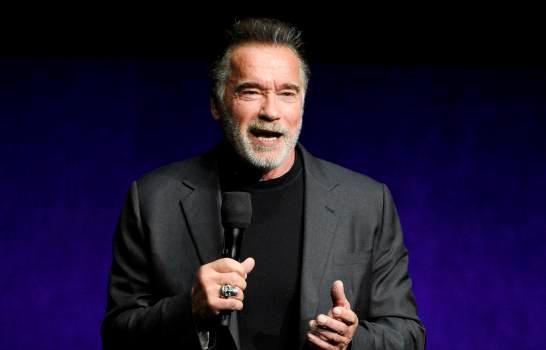 Arnold Schwarzenegger dice que Trump “quiere ser él” porque “está enamorado”