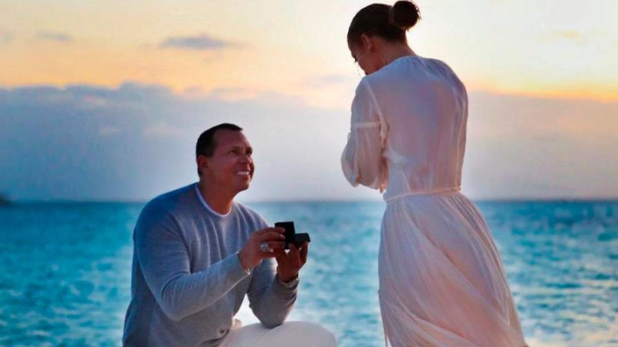 Jennifer López revela porqué no se ha casado con Alex Rodríguez a un año de su compromiso