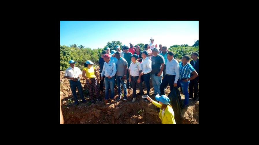 Entidades se unen para salvar el arroyo Lebrón Entidades se unen para salvar el arroyo Lebrón