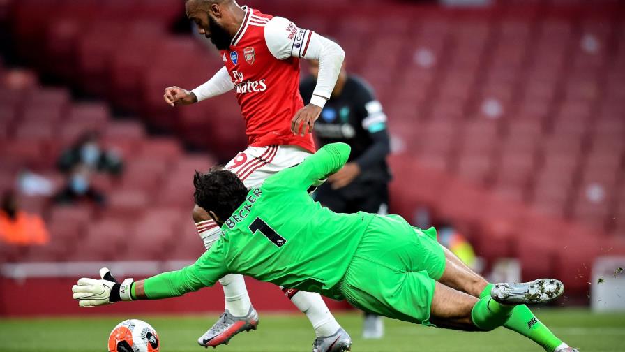 El Arsenal tumba al campeón sin récord, en la Premier