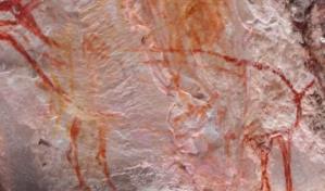 Condenan canal evangélico en Brasil por borrar arte rupestre durante rodaje de serie 