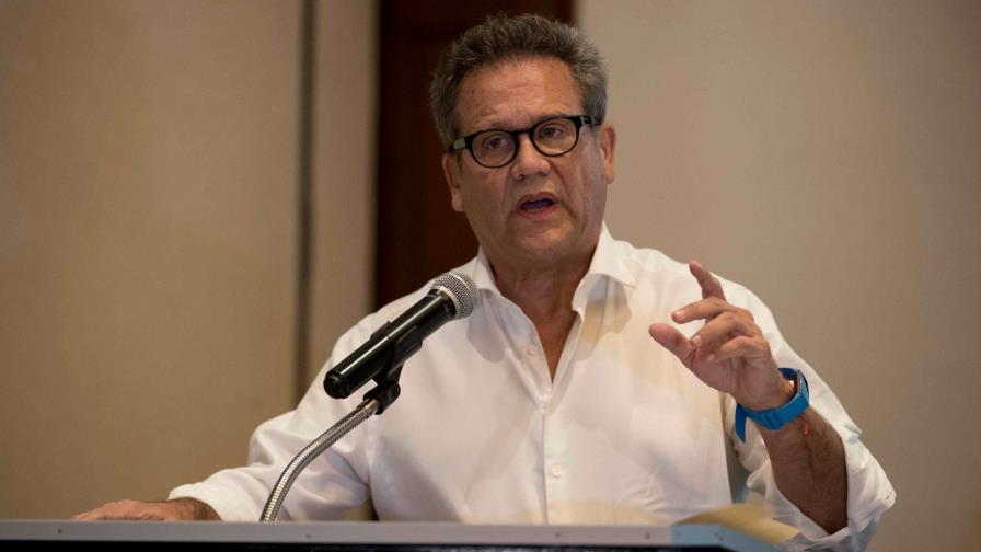 Tres meses de cárcel a precandidato nicaragüense Arturo Cruz Tres meses de cárcel a precandidato nicaragüense Arturo Cruz
