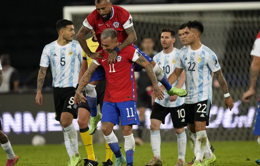 Jugadores chilenos rompen la burbuja sanitaria y serán sancionados