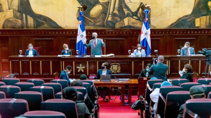 El COVID-19 sigue subiendo y Danilo pide 25 días más de estado de emergencia El COVID-19 sigue subiendo y Danilo pide 25 días más de estado de emergencia