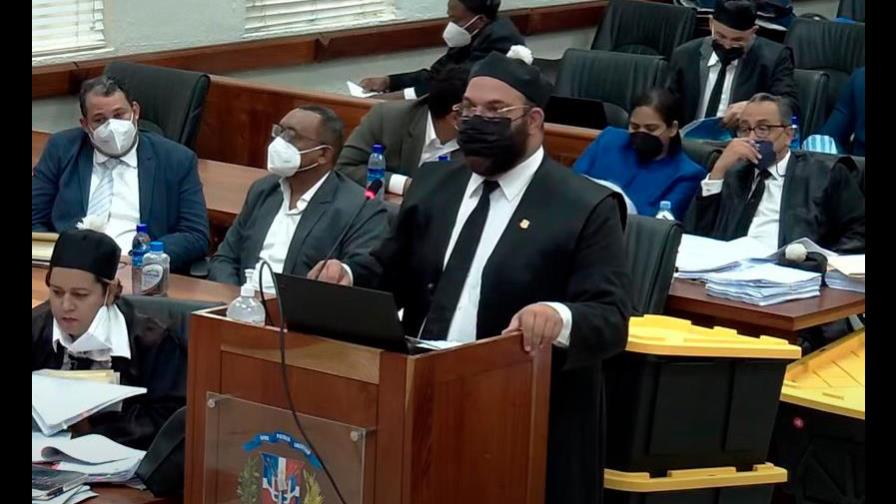 Defensa asegura coronel Núñez de Aza tiene 12 empresas y ha tenido éxito económico desde 1994