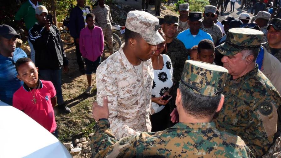 Presidente asciende póstumamente a cabo agente ultimado por haitiano en la frontera