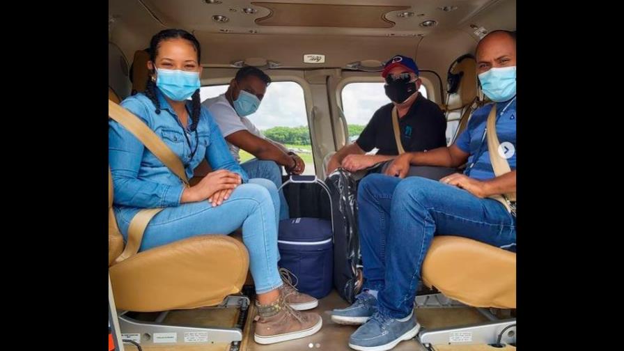 Turba de haitianos ataca a periodistas dominicanos porque hombres de su color de piel mataron a Moïse