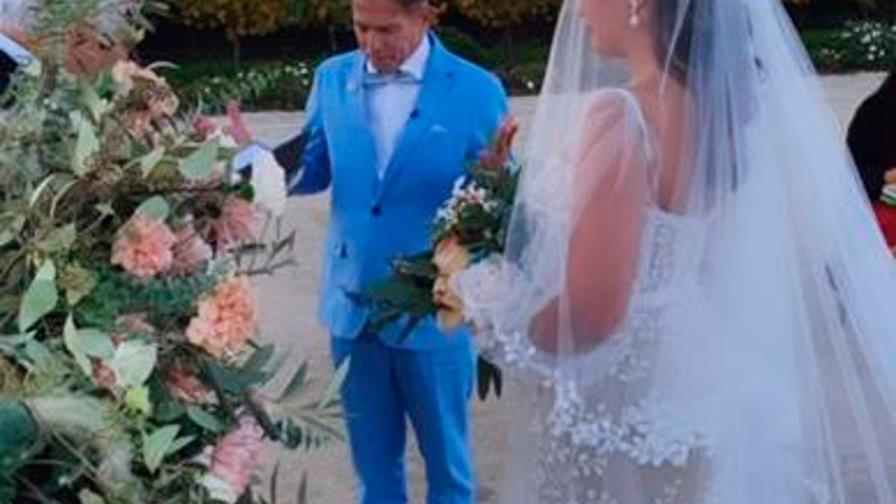 Confirman que Iván Ruiz se casó con la comunicadora Laura Guzmán y revelan detalles