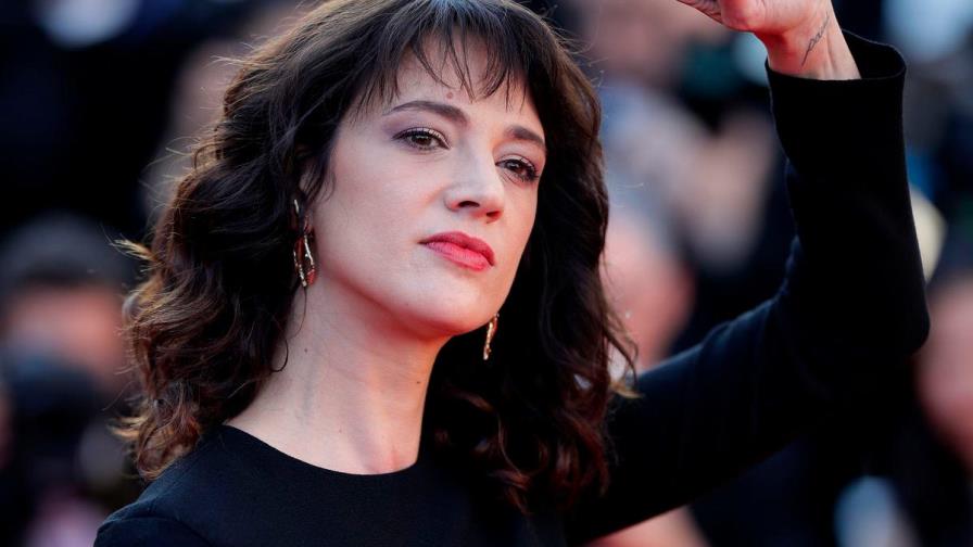 Asia Argento acusa al director Rob Cohen de abusos sexuales