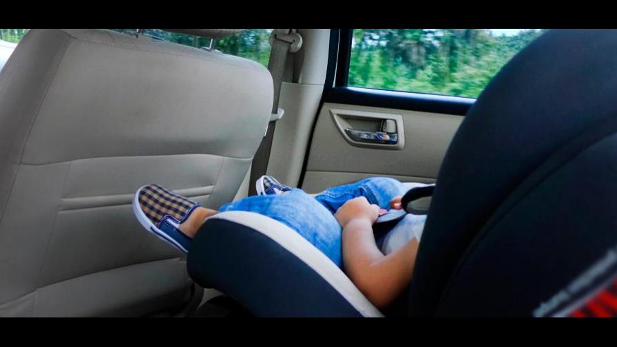 Italia obliga a instalar alarmas en asientos para niños