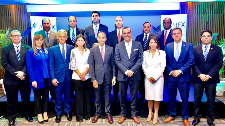 Abinader promete políticas públicas para estimular el clima de inversión en el país Abinader promete políticas públicas para estimular el clima de inversión en el país