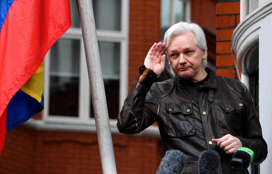 Crean condiciones para que Assange salga de embajada ecuatoriana en Londres