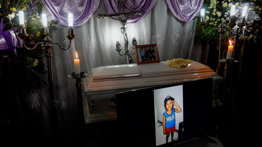 La muerte de una niña de tres años a manos de la policía cuestiona el gobierno de Filipinas