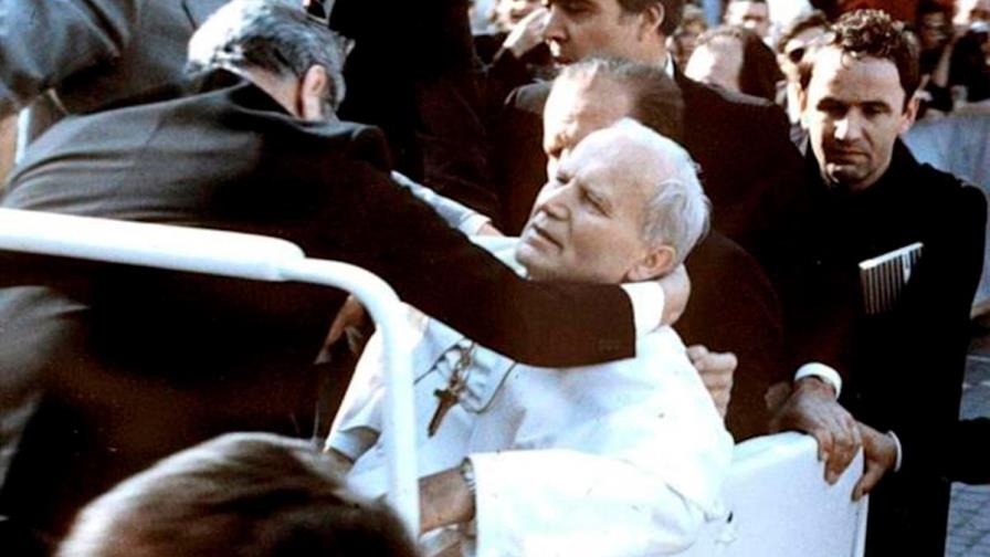 Los misterios sin resolver a los 40 años del atentado a Juan Pablo II