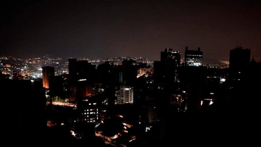 El Gobierno venezolano asegura que el sistema eléctrico sufrió nuevo ataque
