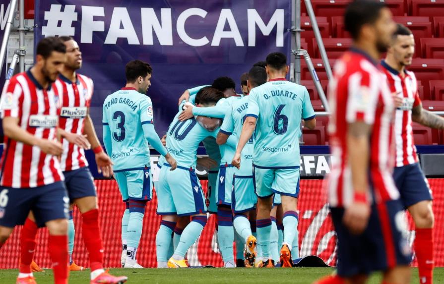 El líder Atlético de Madrid cae sorpresivamente ante Levante