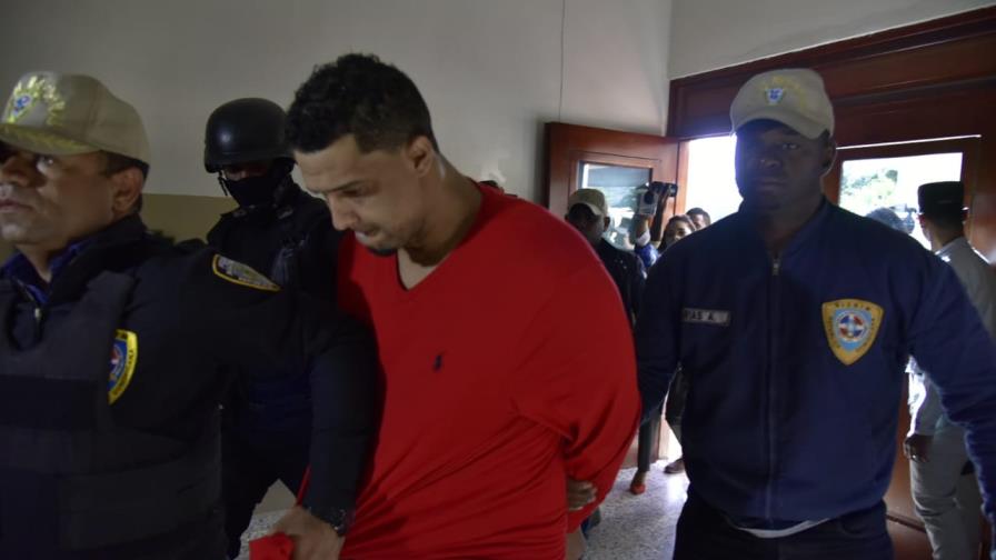 Preso roba celular a una periodista durante la audiencia a “Buche” 