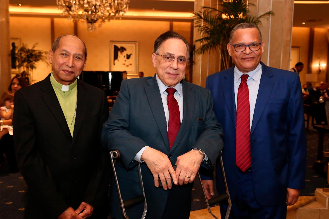 Augusto Sandino Sánchez, Celso Marranzini y Fausto Rosario.