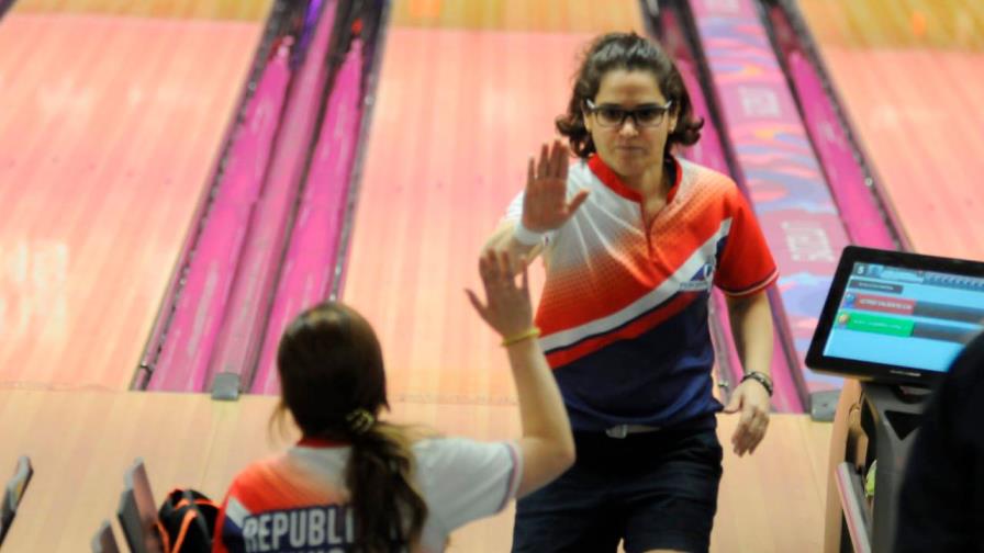 Balonmano y voleibol de playa caen; boliche masculino termina en 11