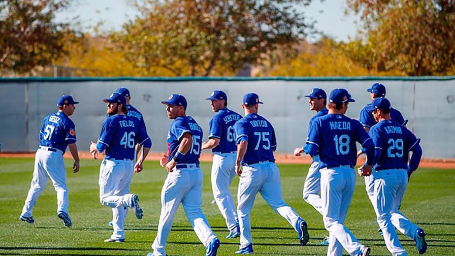 La MLB teme a una segunda ola  y quiere definir ya