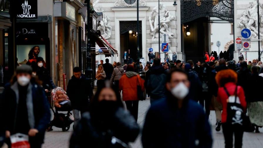 Austria reabre comercios y museos para vacunados tras el fin de confinamiento