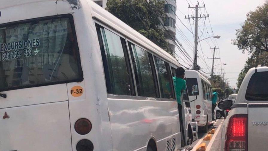 Intrant sanciona a conductores que transitaron por la ciclovía de la Bolívar