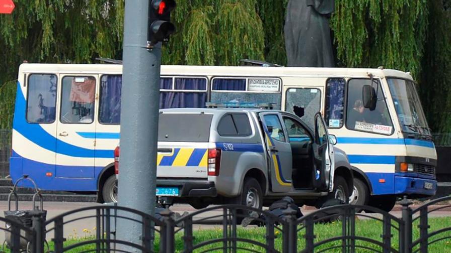 Acusan de terrorismo a hombre que secuestró autobús en Ucrania