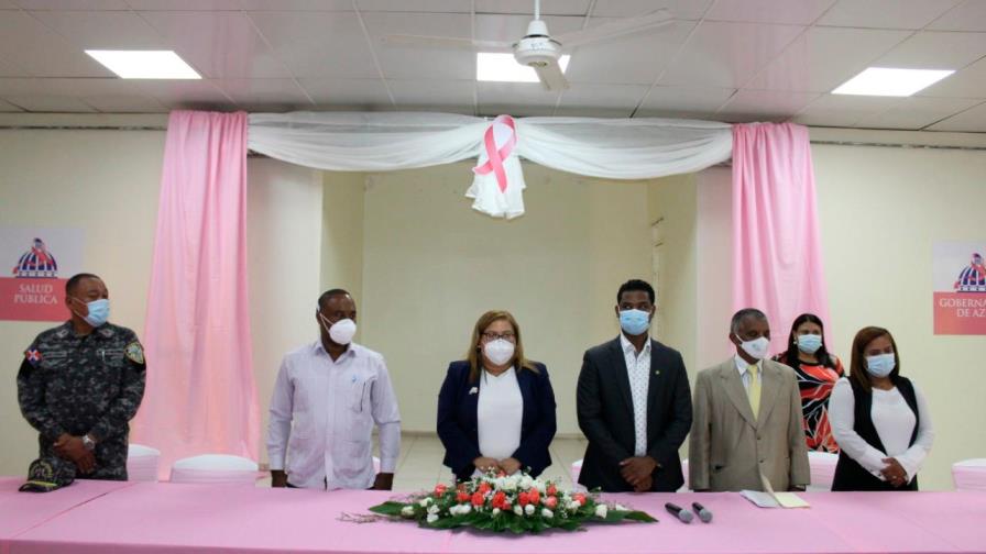 Salud Pública y Gobernación de Azua unen esfuerzos para contrarrestar el COVID-19 Salud Pública y Gobernación de Azua unen esfuerzos para contrarrestar el COVID-19