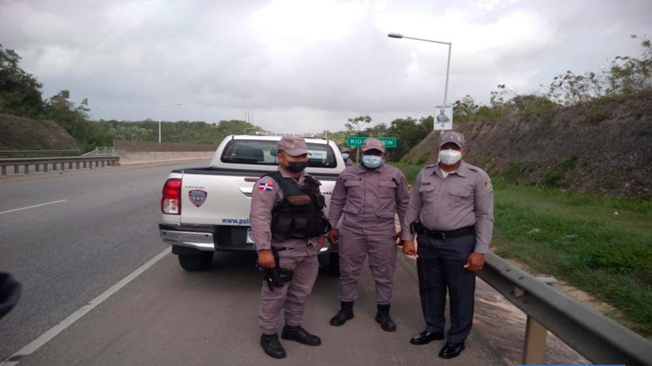 Policía Nacional deja instalado servicio de vigilancia en autovía El Coral