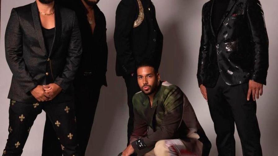 Bad Bunny y Aventura, en la primera posición de Apple Music y lidera en Spotify