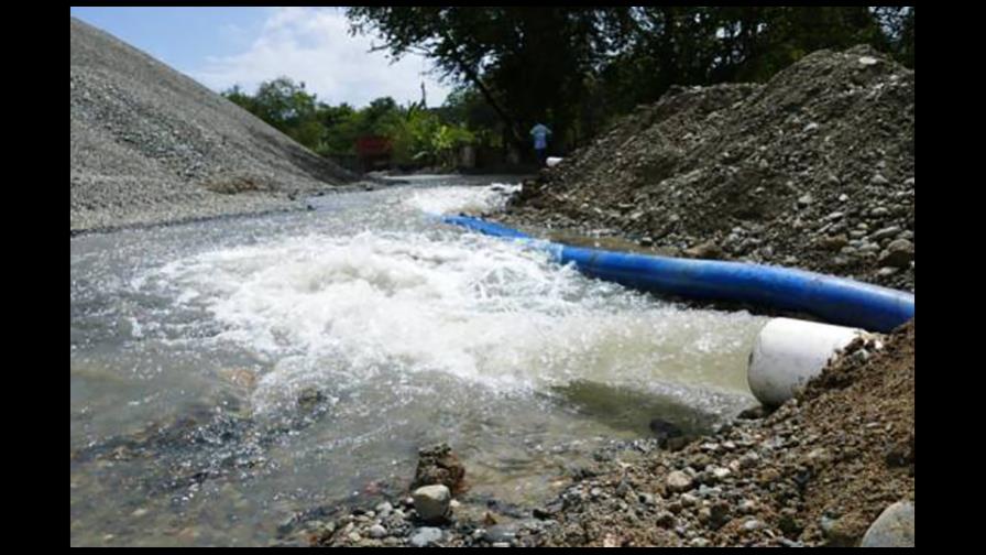 Avería dejaría sin agua a unos 80 sectores del Gran Santo Domingo