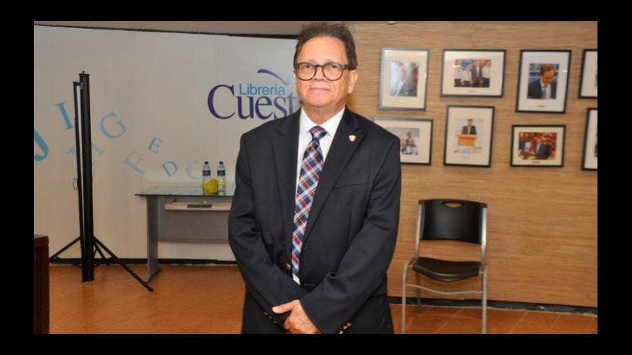 Eligen a Juan Guerrero Ávila como nuevo rector de la Unev