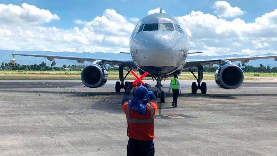 Cancelan 16 vuelos por efectos de la depresión tropical Grace Cancelan 16 vuelos por efectos de la depresión tropical Grace