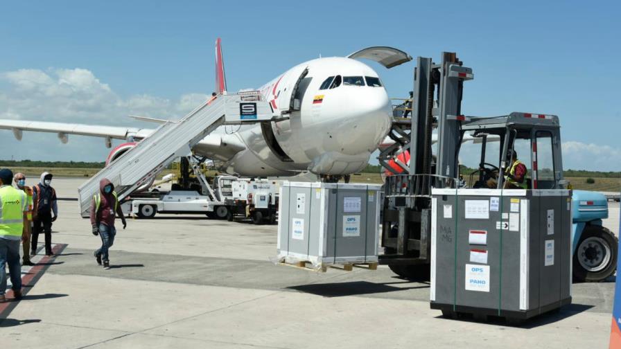 RD ha recibido 278,400 dosis de vacuna contra COVID-19 mediante Covax RD ha recibido 278,400 dosis de vacuna contra COVID-19 mediante Covax