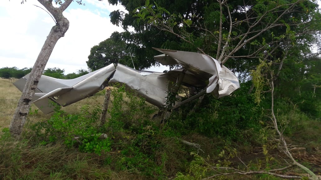 La avioneta accidentada en la comunidad Boca de Yuma, en la provinicia La Altagracia.