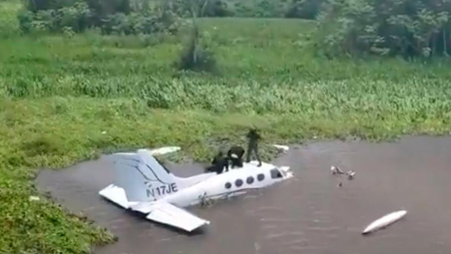 Diez detenidos por avioneta que despegó de República Dominicana en vuelo “furtivo” a Venezuela 