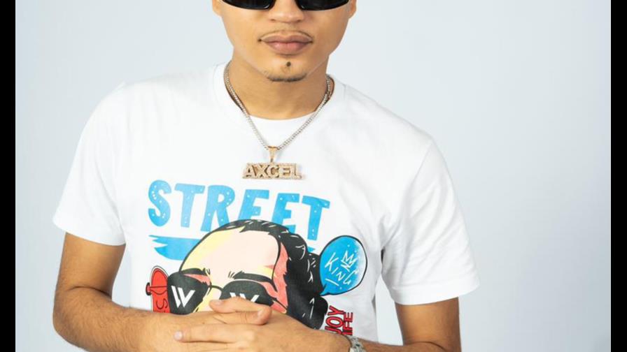 Axel Rulay firma contrario millonario con disquera multinacional