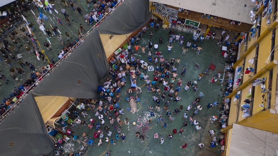 Mueren 3 presos tras protesta por COVID-19 en cárcel de Perú