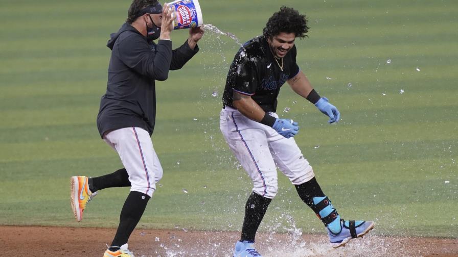 Alfaro da triunfo a Marlins ante Gigantes