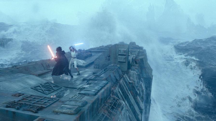 “Star Wars” domina las salas de cine de Norteamérica “Star Wars” domina las salas de cine de Norteamérica