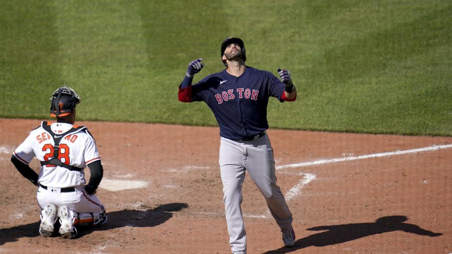 Martínez pega tres jonrones y Devers dispara dos en triunfo de Boston sobre Orioles