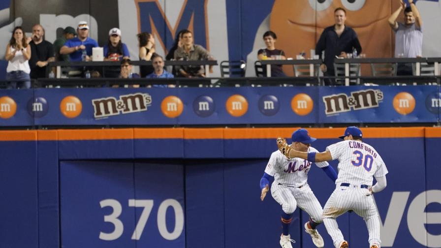Con jonrón de Drury y tiro de Conforto, Mets vencen a Bravos