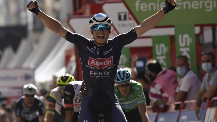 Philipsen gana 2da etapa de Vuelta; Roglic mantiene liderato