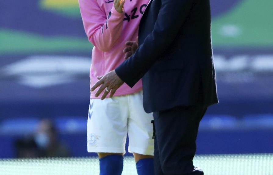 James Rodríguez brilla en triunfo de Everton