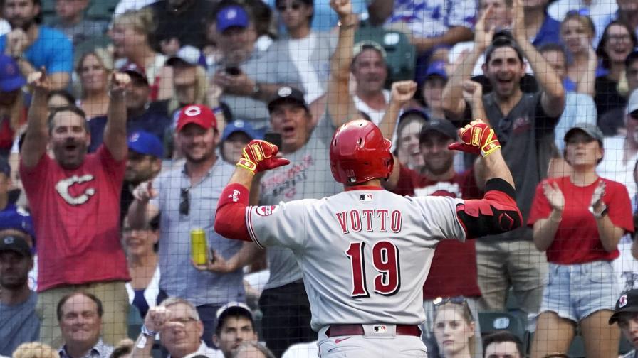 Votto pega otra vez 2 jonrones; Rojos doblegan a Cachorros
