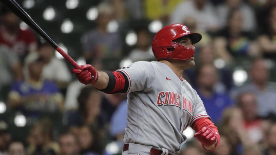 Rojos frenan a Cerveceros: ganan 10-2 en 4to triunfo al hilo