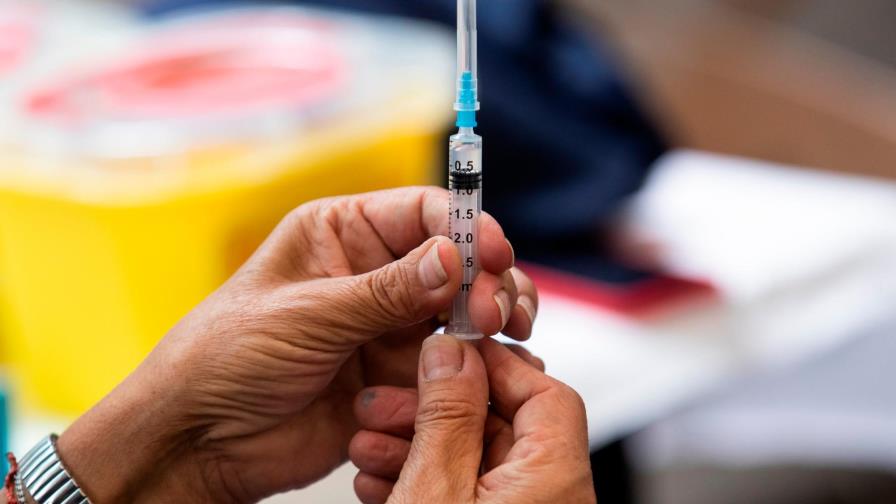 Primera dosis es más efectiva entre quienes pasaron covid, según un estudio Primera dosis es más efectiva entre quienes pasaron covid, según un estudio