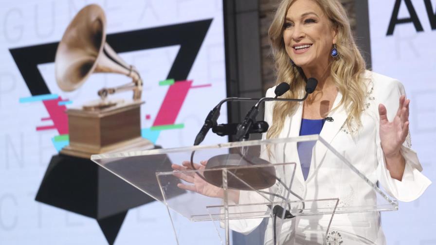Academia de Grammy despide a presidenta, cita investigación Academia de Grammy despide a presidenta, cita investigación
