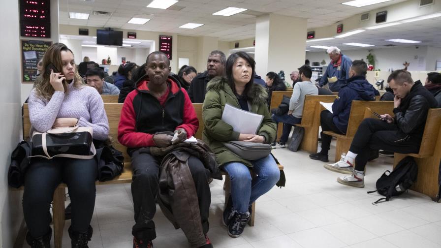 Inmigrantes inician trámites de licencia de conducir en NY Inmigrantes inician trámites de licencia de conducir en NY